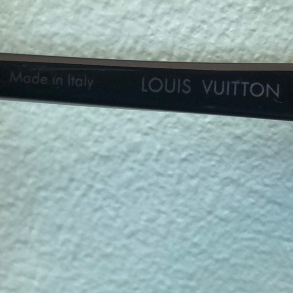 Louis Vuitton DAPHNE Polarized Sunglasses - Picture 9 of 11